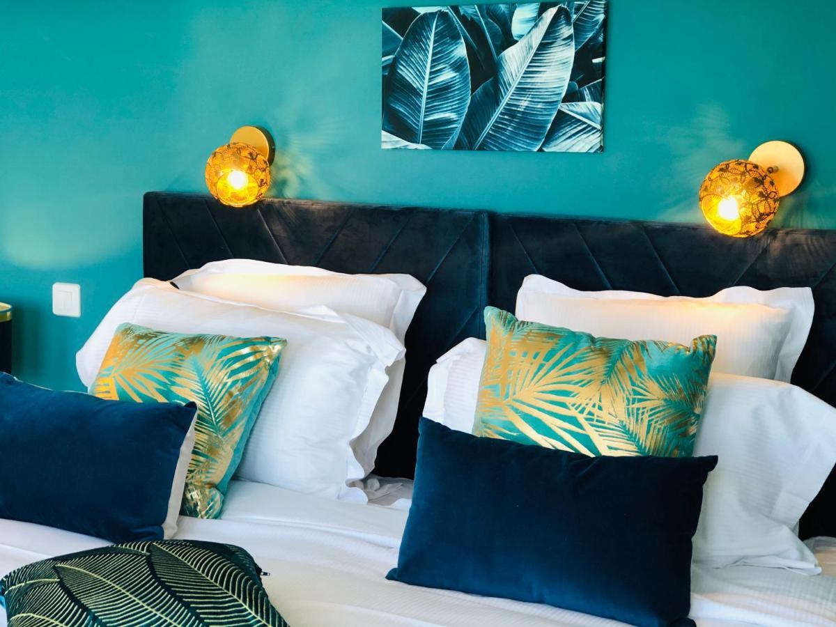 Le Paquebot Hotel วิลเลอร์วิลล์ ภายนอก รูปภาพ