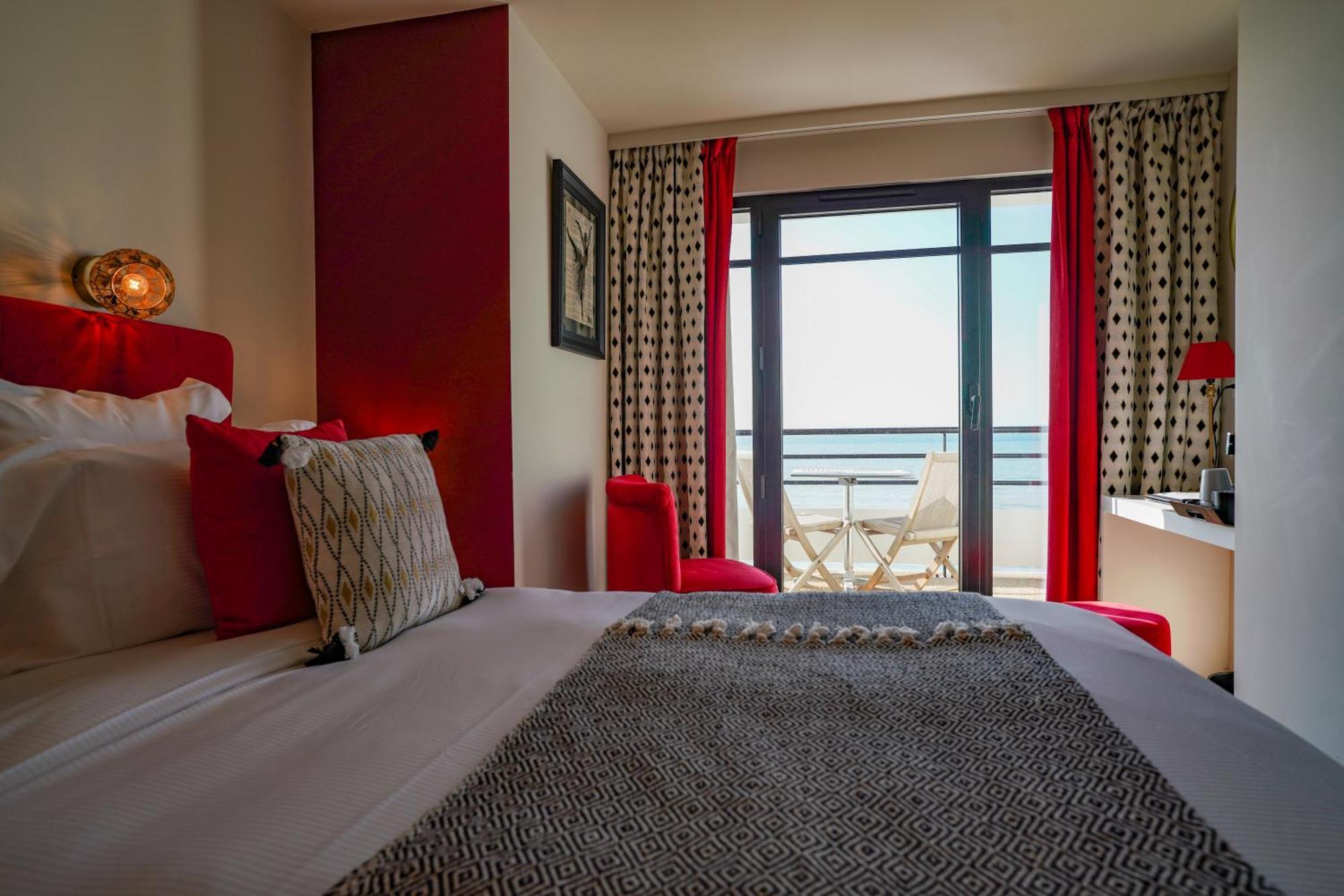 Le Paquebot Hotel วิลเลอร์วิลล์ ภายนอก รูปภาพ
