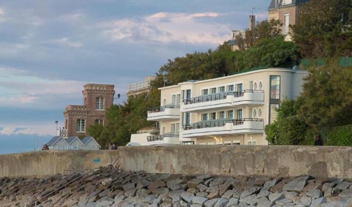 Le Paquebot Hotel วิลเลอร์วิลล์ ภายนอก รูปภาพ